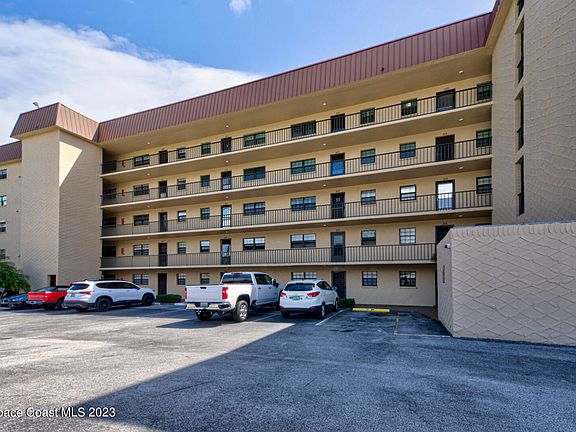 2nd image of 1025 Rockledge Dr APT 506A