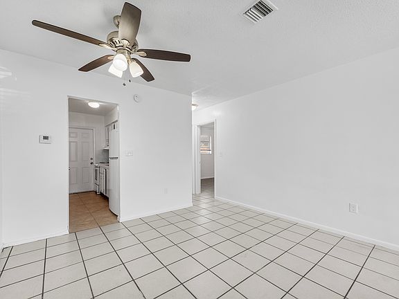 5th image of 7211 Venetian St #11392459