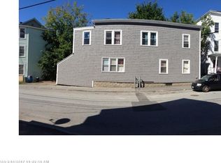 74 Oak St, Lewiston, ME 04240