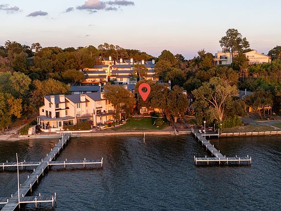 3rd image of 9999 Boat Club Rd APT 601