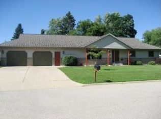 347 Poplar Ave, Oconto Falls, WI 54154