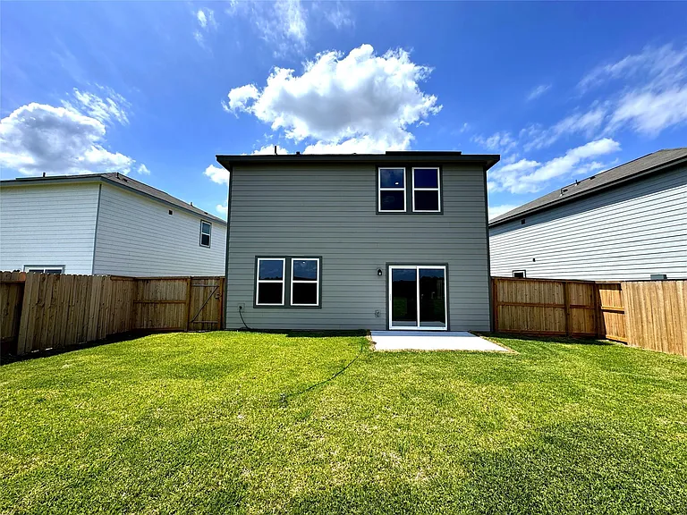8431 Vacek Crossing Way — Photo 47