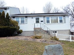 9 Lantern Ln, Randolph, MA 02368