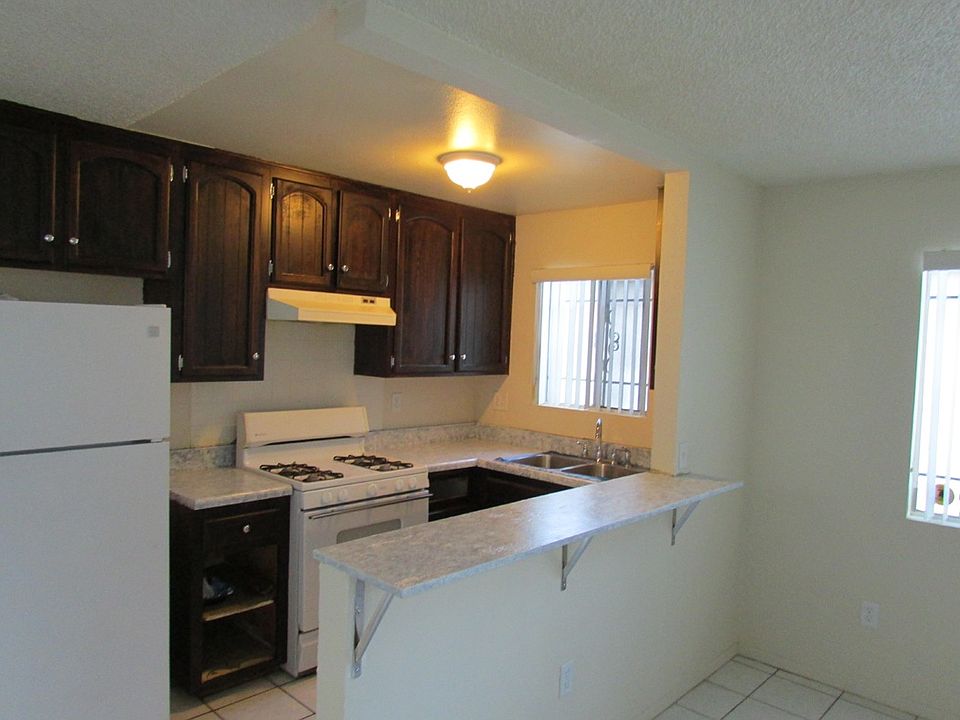 1st image of 4234 1/2 41st St