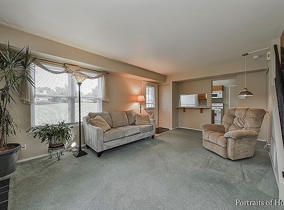 3rd image of 2605 Country Oaks Ct #6-D