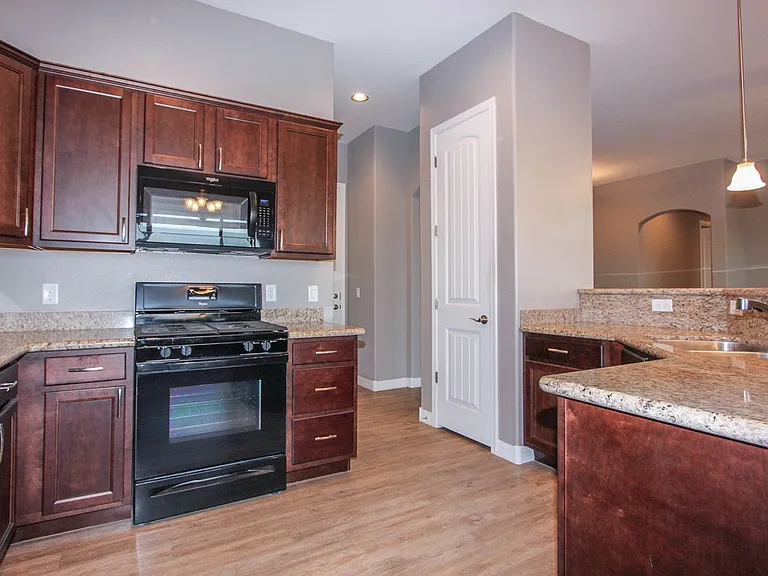 6144 E Belton Ln — Photo 4