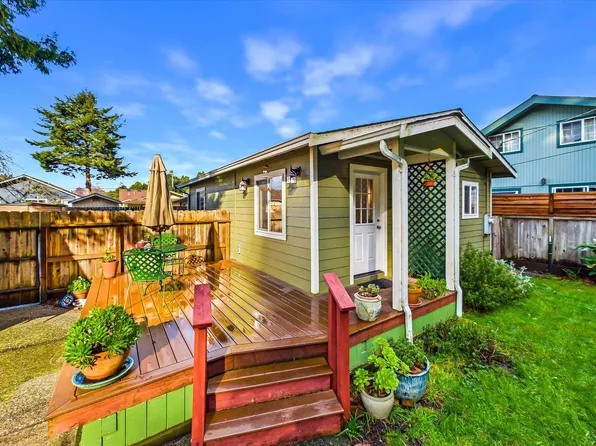 1921 Glatt St, Eureka, CA 95503