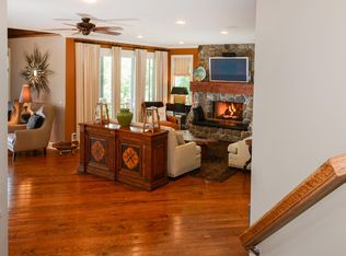 261 Squaw Trl, Hopatcong, NJ 07843