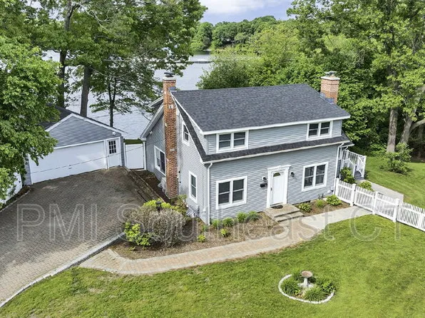 51 Lake Ave, Niantic, CT 06357