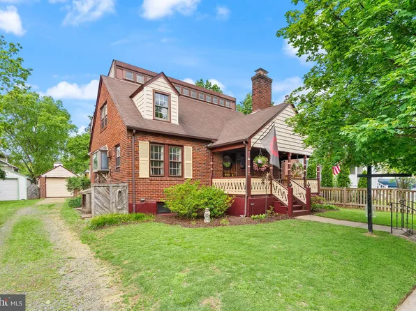 416 S Adams St, Arlington, VA 22204