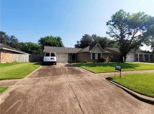 8922 Leader St, Houston, TX 77036