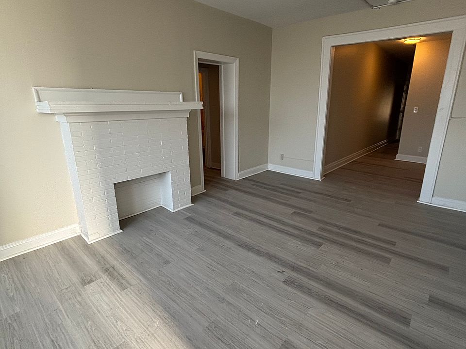 1st image of 220 Roseville Ave #Cpm308