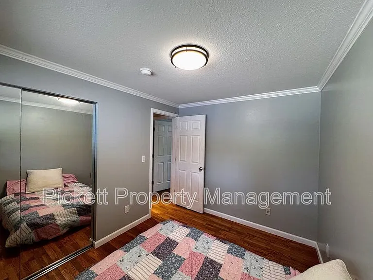2270 Madrona Dr SE — Photo 13