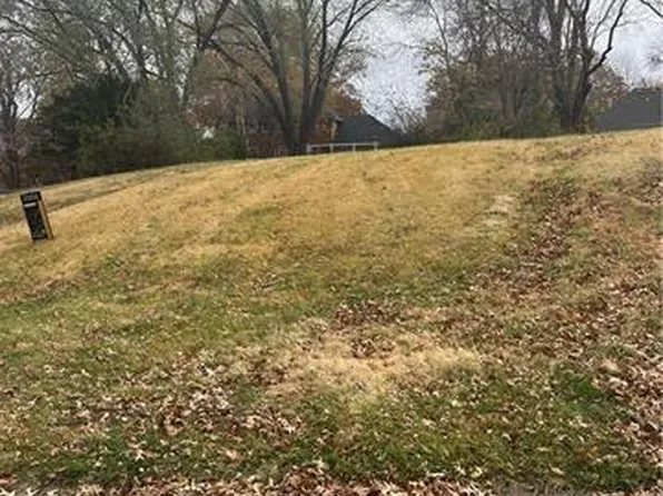 1727 N 79th Ter, Kansas City, KS 66112