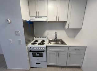 3351 Cesar Chavez St APT 1, San Francisco, CA 94110