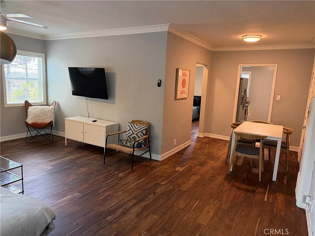 1 bed, 600 sqft, $1,999 — Photo 2
