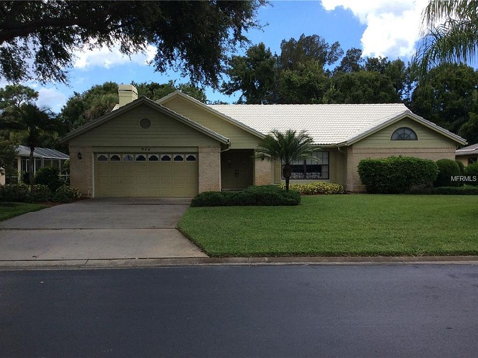 1st image of 944 S Doral Ln