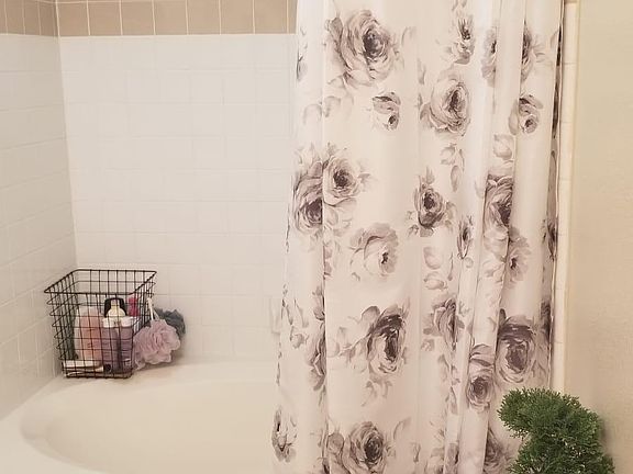 5th image of 2517 Northside Dr APT 1028