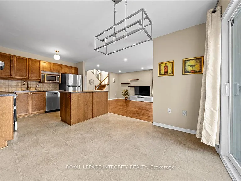 120 Grovemont Dr — Photo 13