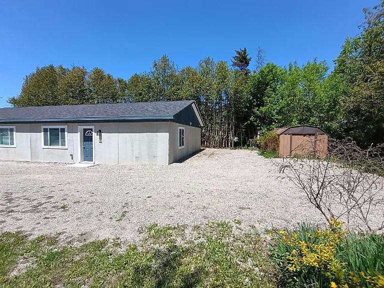 808 Sherman St — Photo 16