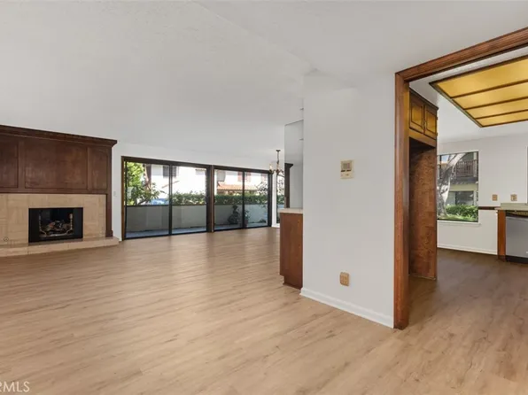 6200 Riviera Cir, Long Beach, CA 90815