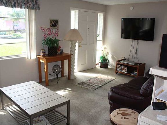 3rd image of 38 Citrus Dr