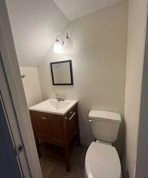 12 Lumpkin Dr #6 — Photo 6