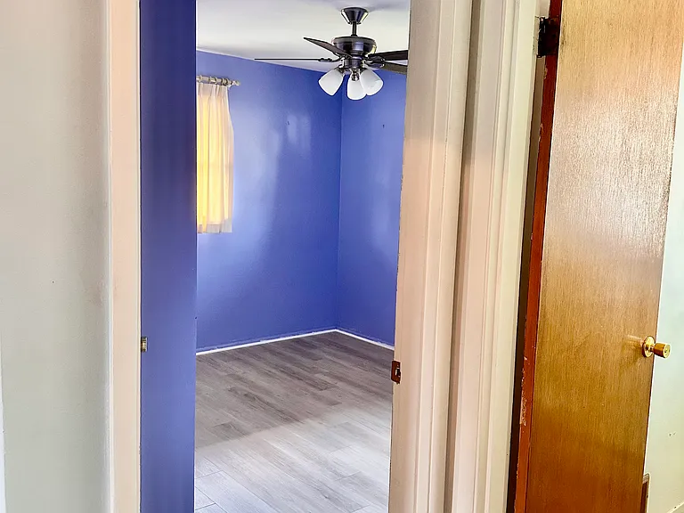 2498 Garrison Dr — Photo 2