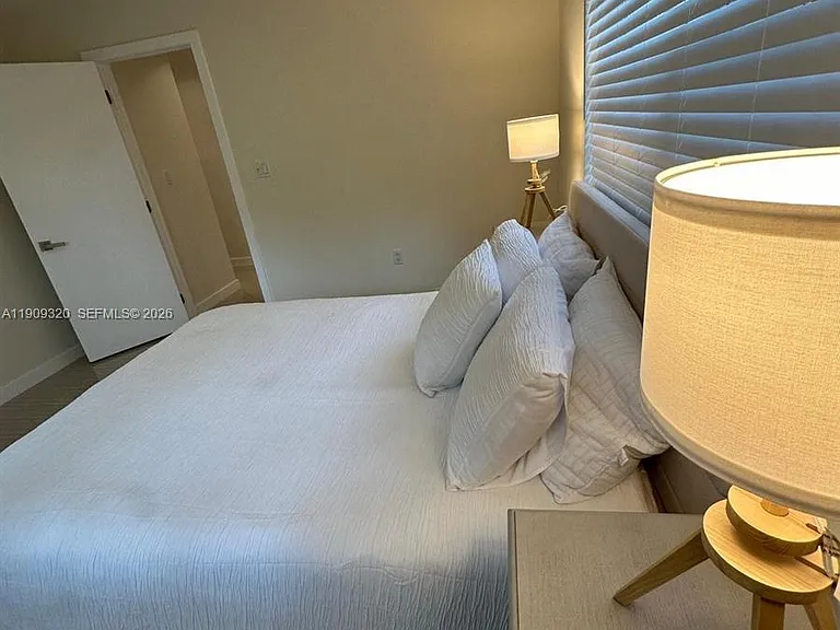 9464 Abbott Ave — Photo 10