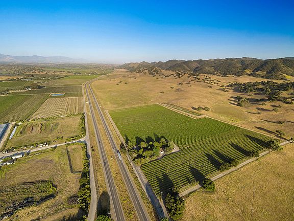 3rd image of 9650 Highway 101