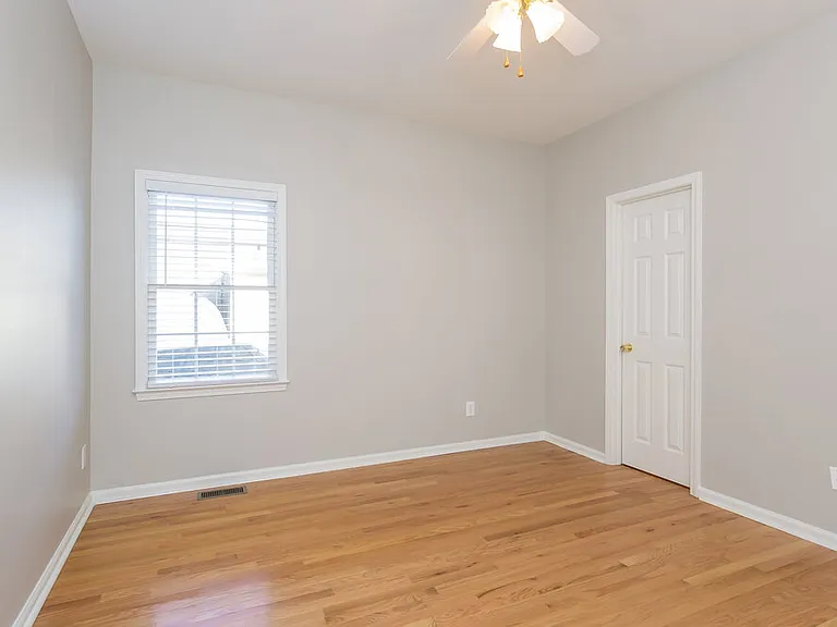 4527 Avion Park — Photo 10
