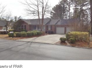 6605 Foxberry Rd, Fayetteville, NC 28314