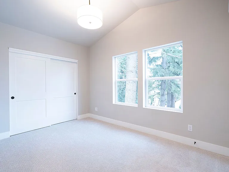 15893 SE Washington Ct — Photo 16