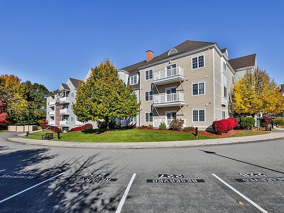 2nd image of 5 Woodman Way Unit 309