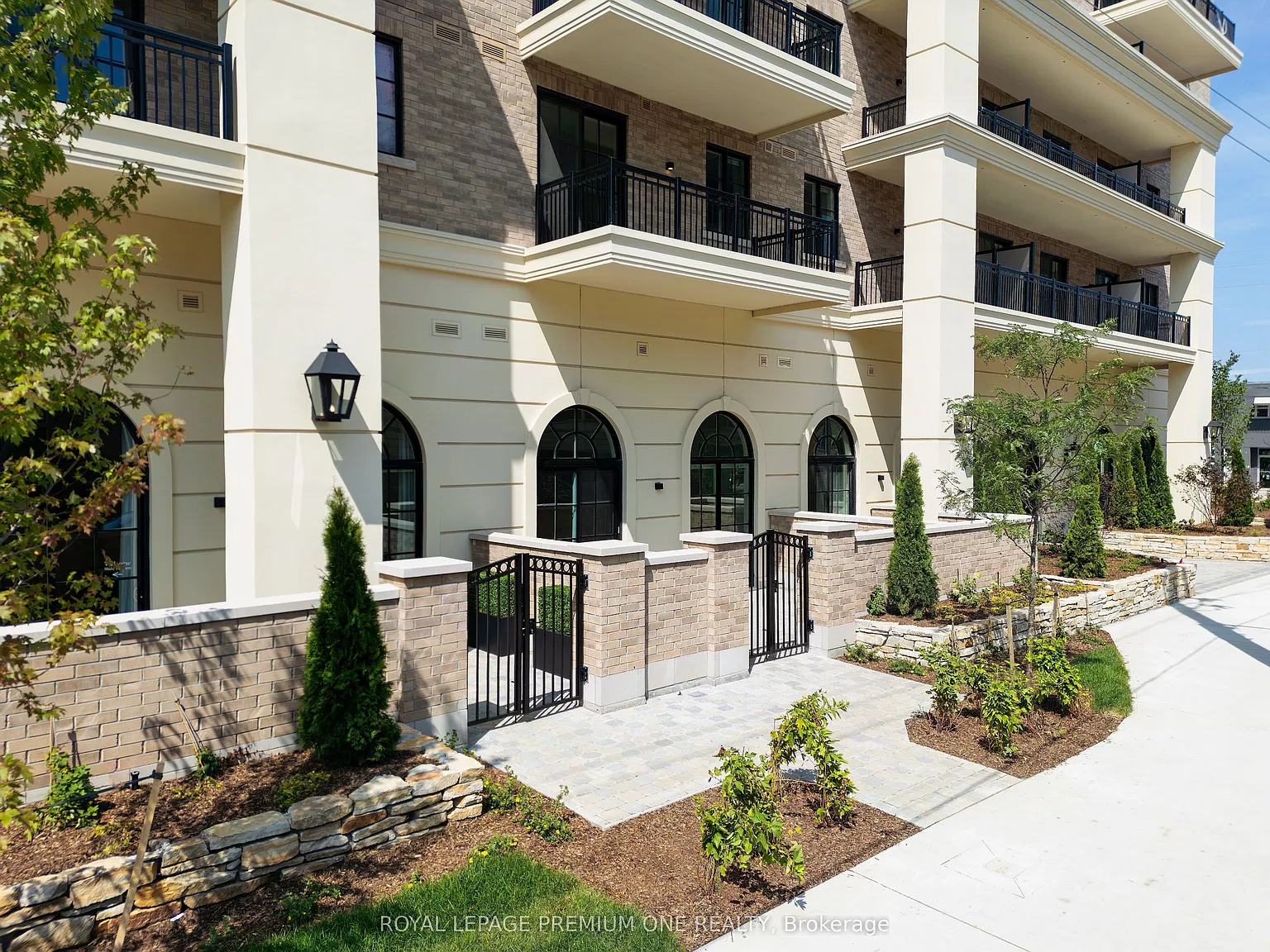 2 bed, $3,300 — Photo 2