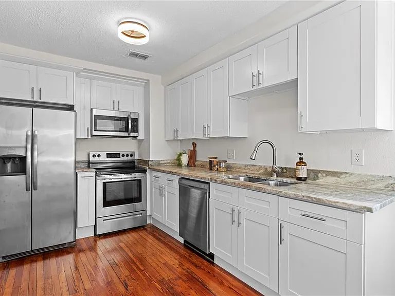 1175 Highland Ct N — Photo 11