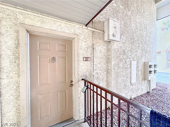 3rd image of 5361 Indian River Dr Unit 337