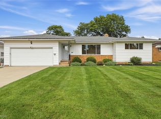 7930 Selwick Dr, Parma, OH 44129