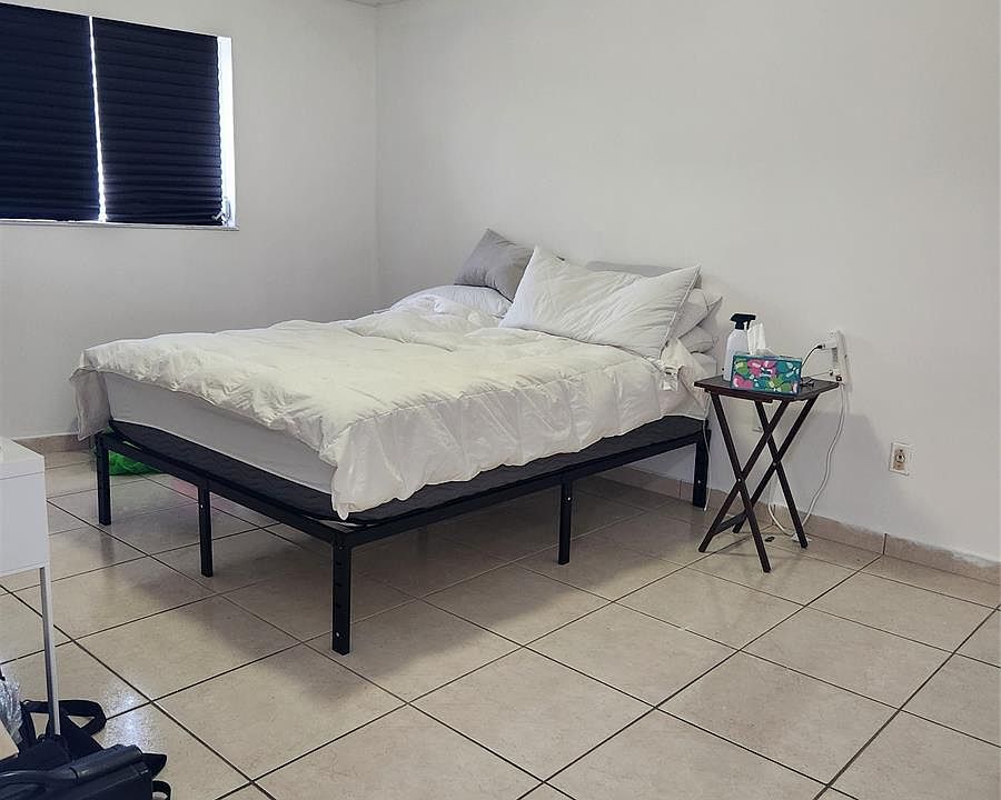 1st image of 4101 Indian Creek Dr APT 205