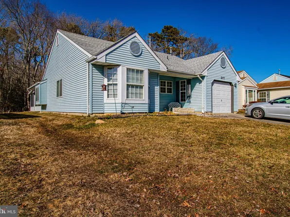 207 Danbury Dr, Little Egg Harbor, NJ 08087
