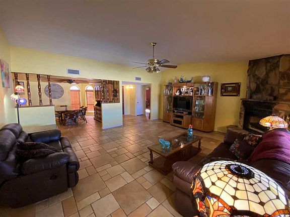 3rd image of 12109 E Del Verde Dr