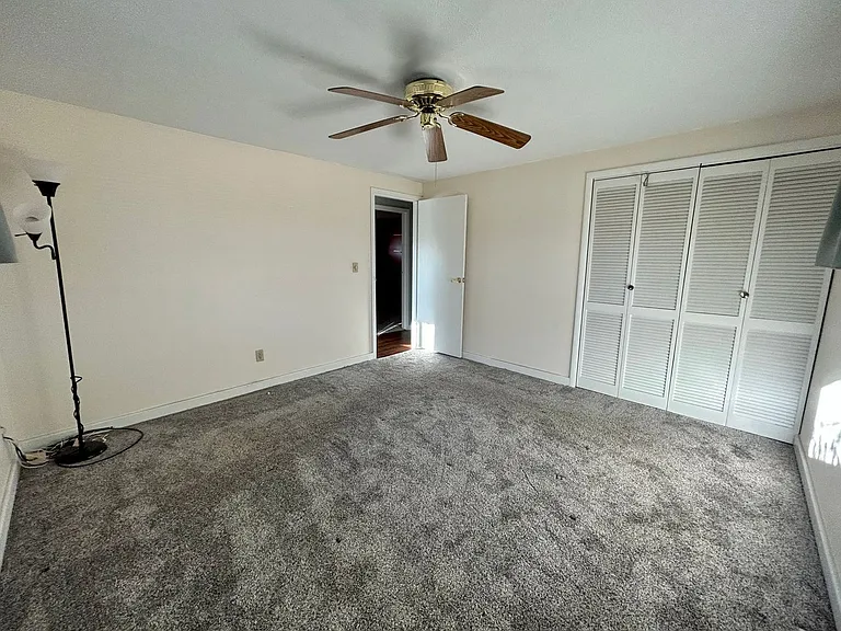 3928 Elmira Dr — Photo 14