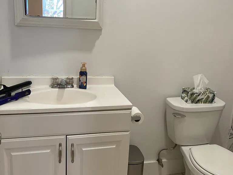 205R Highland Ave #2 — Photo 9