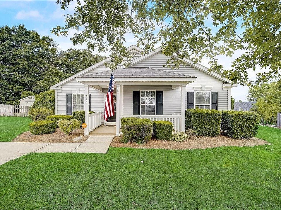 Summer view of front porch