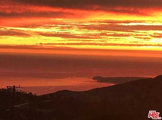 210 Lorine Ln, Malibu, CA 90265