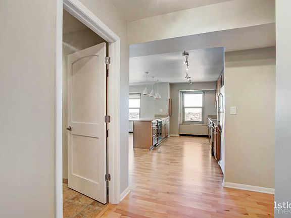 5th image of 3600 N Lake Shore Dr APT 1511