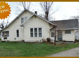 306 E Alabama Ave, Casey, IL 62420