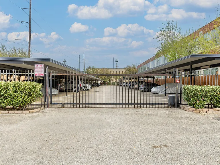 1312 Live Oak St #215 — Photo 35