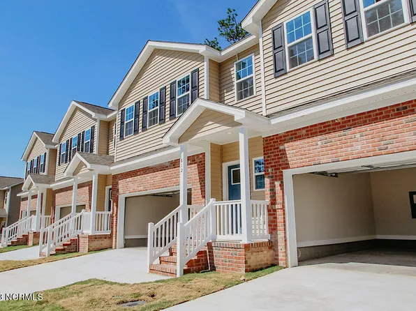 805 Ducks Lndg, Aberdeen, NC 28315