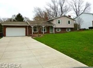 9307 Buena Vista Dr, Mentor, OH 44060